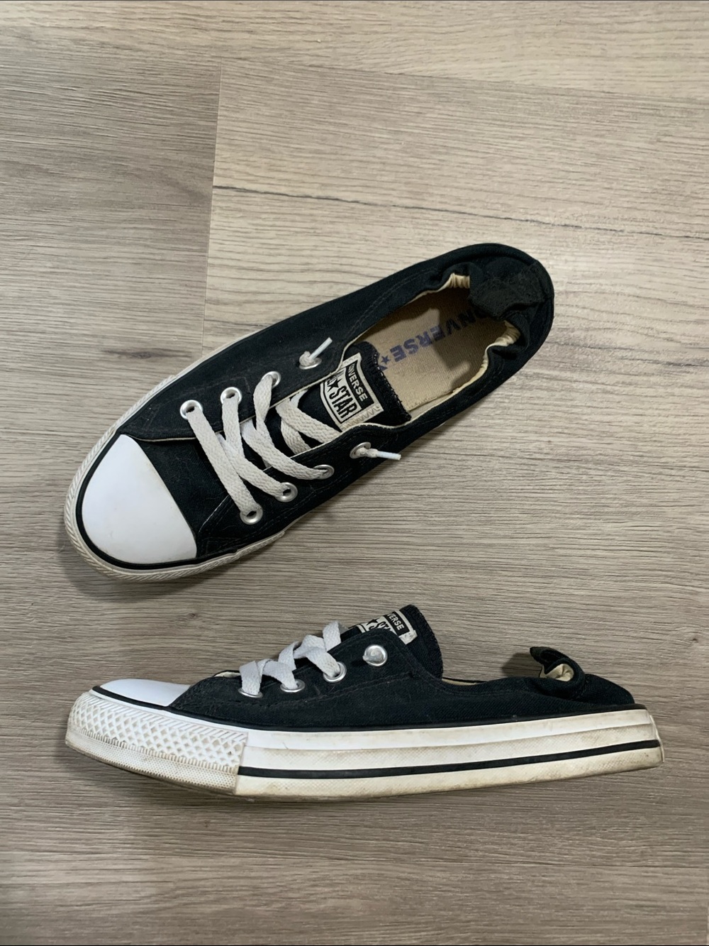 Converse Womens Black & White Slip-On Low-Top Sneakers size 10